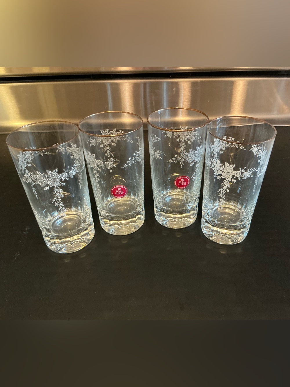 Set of 4 Etched Floral Highball Glasses - Royal Albert

Brand new